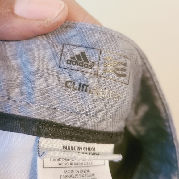 Adidas | Men's Gray Climalite Performance Flat Front Plaid Golf Shorts (Size 32) - Picture 2 of 14